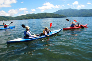 One-Day Touring Kayak Course at Lake Nojiri