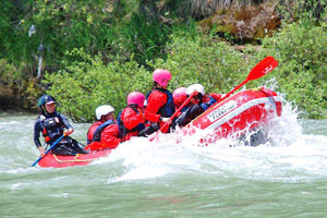 Whitewater Rafting Course at River Sai 【AM or PM】(with Mutton Barbecue &Hot Spring Spa)